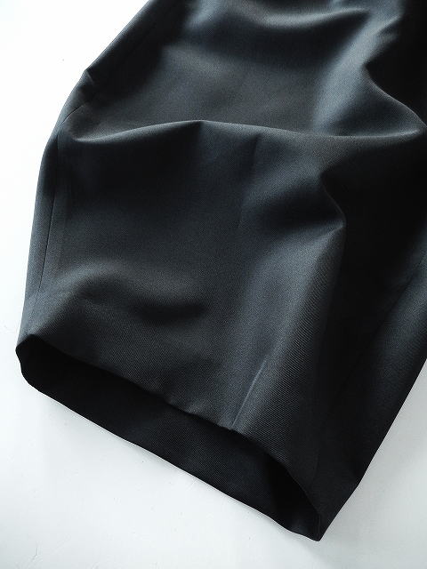 BLACK COMME des GARCONS【ブラック コム デ ギャルソン】正規取り扱い